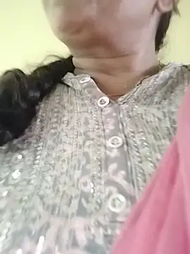 Snapshot of Monika_telugu_queen chatting on June 5, 2026, 8:20 am Monika telugu queen online show from June 5, 2026, 8:20 am