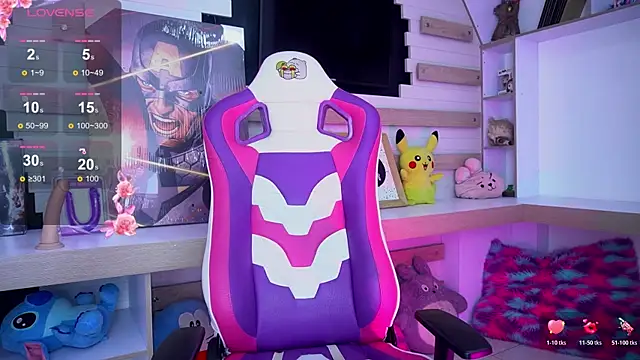 Snapshot of IvyLuxe_ chatting on April 11, 2026, 4:53 am IvyLuxe online show from April 11, 2026, 4:53 am