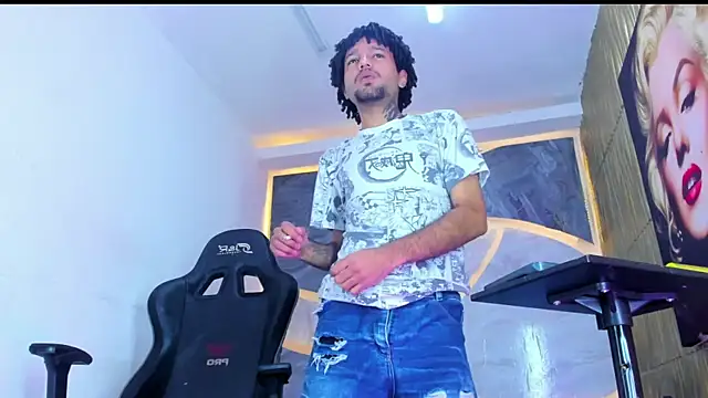 Josh Hot Sex online show from April 16, 2026, 11:55 am