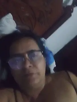 PienCanela online show from June 13, 2026, 2:42 am