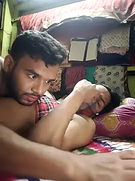 Bipasha2001 online show from April 18, 2026, 7:44 am