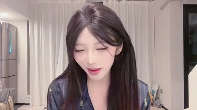 TeaTalk online show from April 30, 2026, 2:13 pm