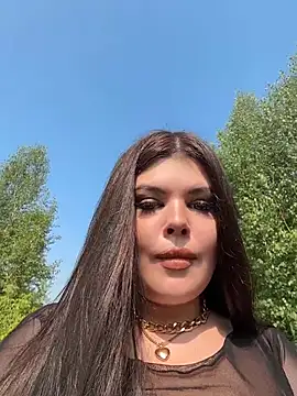 Snapshot of AmeliaBronze chatting on July 7, 2026, 3:09 am AmeliaBronze online show from July 7, 2026, 3:09 am