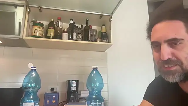 Snapshot of Mach3t3 chatting on April 14, 2026, 10:53 am Mach3t3 online show from April 14, 2026, 10:53 am