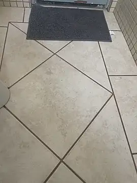 Snapshot of Anjinho311010 chatting on April 15, 2026, 3:27 pm Anjinho311010 online show from April 15, 2026, 3:27 pm