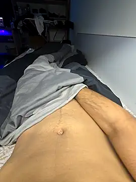 Snapshot of NotEEGamer chatting on April 15, 2026, 3:56 am NotEEGamer online show from April 15, 2026, 3:56 am