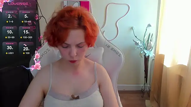 Snapshot of InfernoKitten chatting on June 10, 2026, 1:07 am InfernoKitten online show from June 10, 2026, 1:07 am