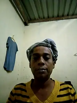 MissyLoveCreator online show from April 23, 2026, 10:44 am