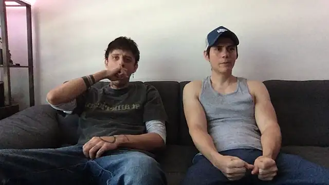 Snapshot of Chrixtopherobin chatting on April 30, 2026, 4:03 pm Chrixtopherobin online show from April 30, 2026, 4:03 pm