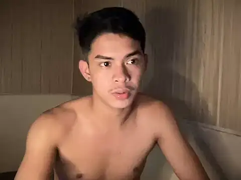 Snapshot of yourhotasian_jhonpol16 chatting on July 9, 2026, 8:19 pm yourhotasian jhonpol16 online show from July 9, 2026, 8:19 pm