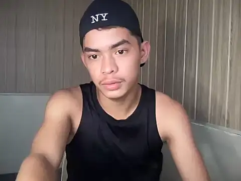 Snapshot of yourhotasian_jhonpol16 chatting on June 16, 2026, 1:27 am yourhotasian jhonpol16 online show from June 16, 2026, 1:27 am