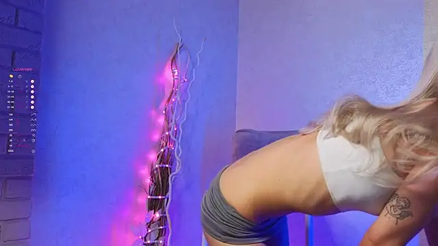 LuxuryBarbie online show from May 30, 2026, 7:08 pm