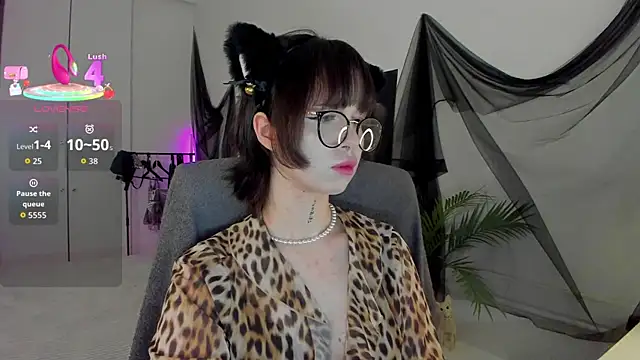 RisoSweet online show from May 23, 2026, 8:52 pm