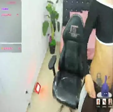 DANNA TAY online show from May 5, 2026, 7:28 pm