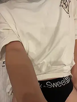 Yalotutu online show from April 13, 2026, 4:22 pm