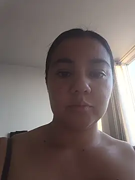 karoduq4 online show from June 12, 2026, 11:02 pm