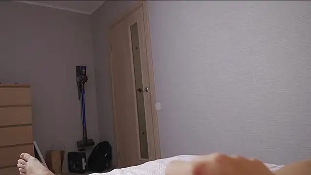 Snapshot of vesullillo chatting on April 16, 2026, 6:25 am vesullillo online show from April 16, 2026, 6:25 am