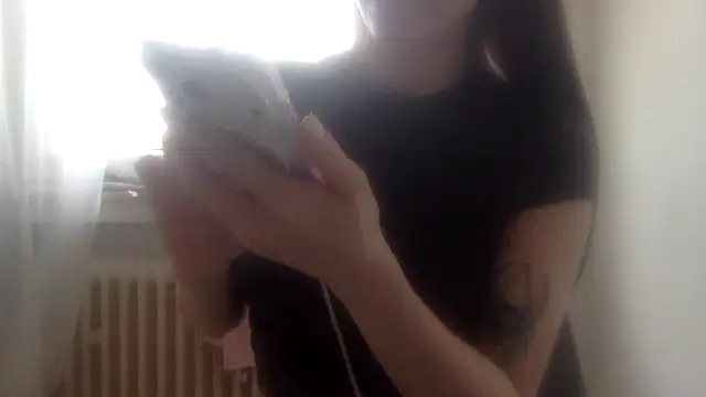 Snapshot of StasyLovee chatting on April 15, 2026, 12:53 pm StasyLovee online show from April 15, 2026, 12:53 pm