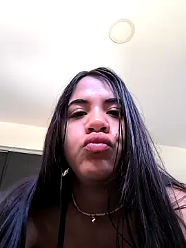 EmmaRhode online show from April 12, 2026, 6:44 pm