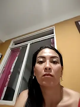 Snapshot of LuluDream chatting on June 29, 2026, 6:53 am LuluDream online show from June 29, 2026, 6:53 am