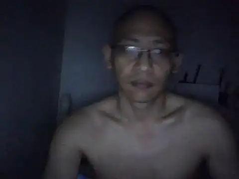 Snapshot of benly118 chatting on April 15, 2026, 1:15 pm benly118 online show from April 15, 2026, 1:15 pm