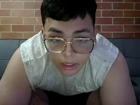 Snapshot of steef0_ chatting on April 14, 2026, 5:23 am steef0 online show from April 14, 2026, 5:23 am