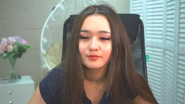 AmiMeow  online show from May 25, 2026, 7:23 pm