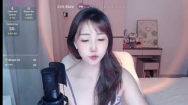 MissBunny 2026 online show from May 9, 2026, 1:47 pm