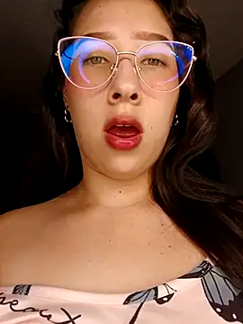 bellaj 03 online show from April 15, 2026, 4:29 am