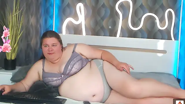 Bella Blvck online show from May 27, 2026, 5:53 pm