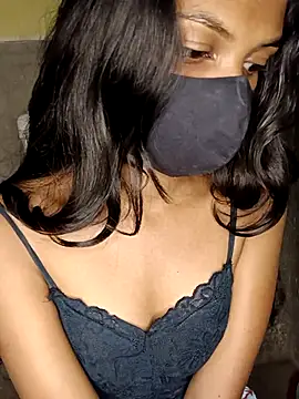 Snapshot of Miruhot chatting on April 14, 2026, 6:46 pm Miruhot online show from April 14, 2026, 6:46 pm