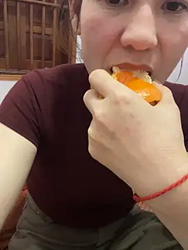 mylove-suka online show from April 17, 2026, 12:52 pm