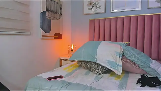 Snapshot of butterflydoll_ chatting on May 14, 2026, 6:38 pm butterflydoll online show from May 14, 2026, 6:38 pm