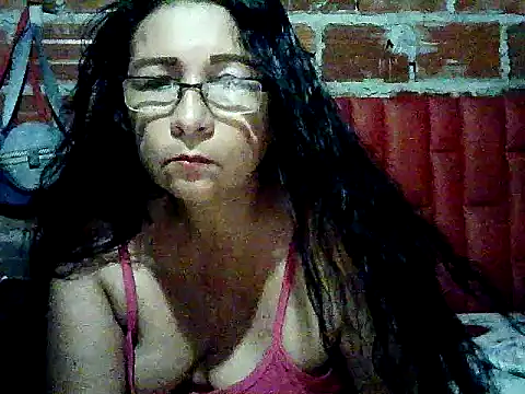 Snapshot of lola_teem chatting on April 14, 2026, 5:34 am lola teem online show from April 14, 2026, 5:34 am