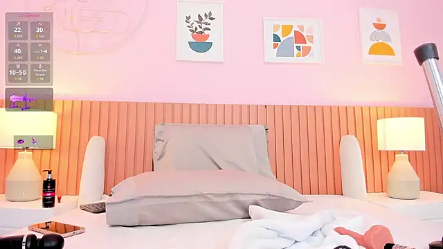 Snapshot of Cinthiarosew chatting on April 15, 2026, 7:58 pm Cinthiarosew online show from April 15, 2026, 7:58 pm