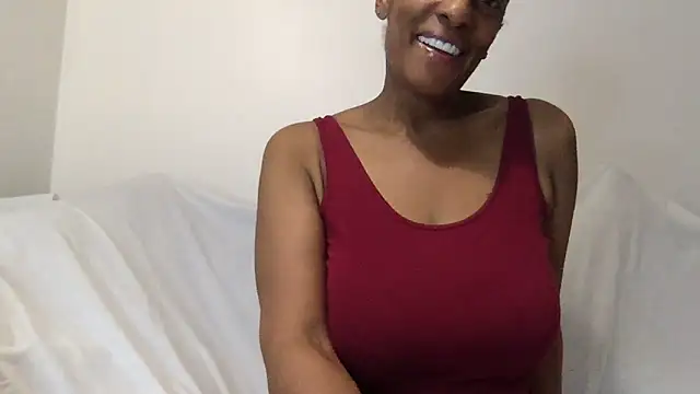 ThatNanNextDoor online show from April 16, 2026, 9:39 pm