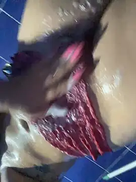 sara2512 online show from April 15, 2026, 6:45 pm