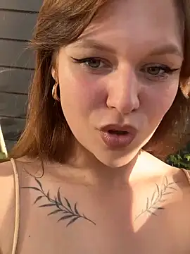 SweetLikaaa online show from May 21, 2026, 5:32 pm