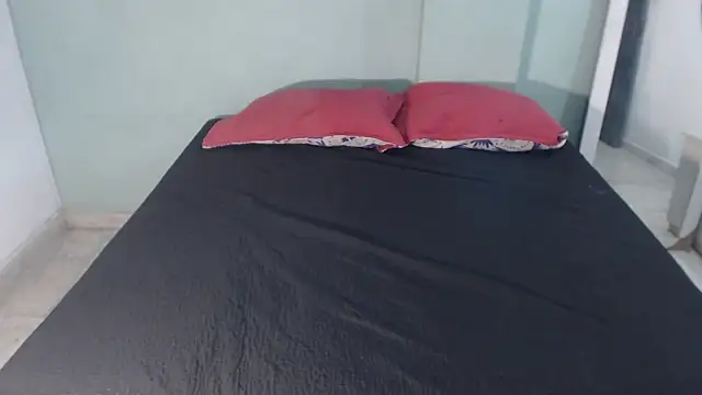 Snapshot of raife_70 chatting on April 15, 2026, 7:29 pm raife 70 online show from April 15, 2026, 7:29 pm