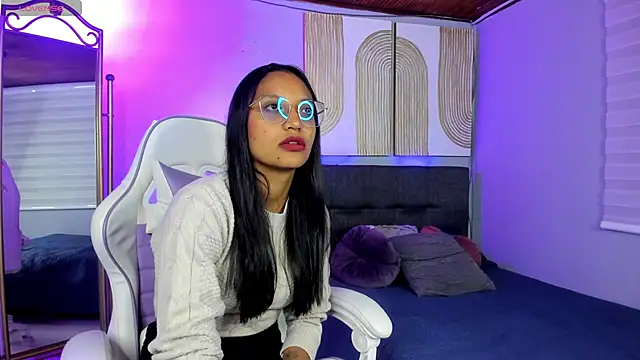 Snapshot of miel_ambar chatting on May 20, 2026, 1:41 pm miel ambar online show from May 20, 2026, 1:41 pm