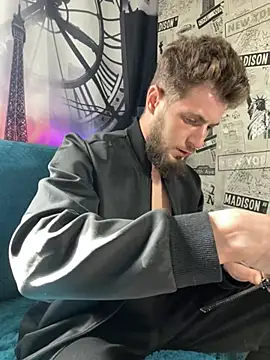 JimmiBoomBoom online show from April 14, 2026, 8:08 am