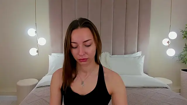 NicoleHarris online show from May 11, 2026, 3:08 am