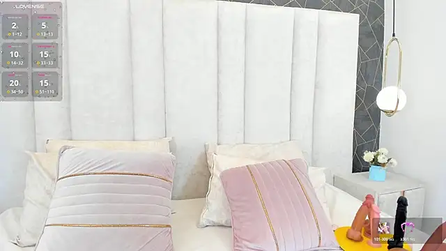 im miaadoll online show from May 20, 2026, 12:46 pm