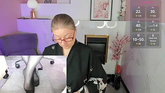 Snapshot of Alexandra_Kind chatting on July 3, 2026, 8:48 pm Alexandra Kind online show from July 3, 2026, 8:48 pm