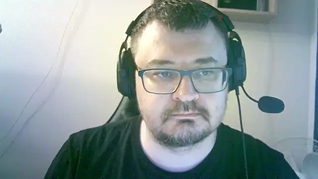 Snapshot of FantastickBombastick chatting on June 1, 2026, 5:23 pm FantastickBombastick online show from June 1, 2026, 5:23 pm