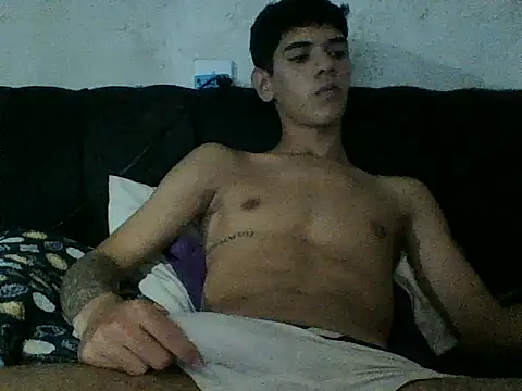 Snapshot of Kisandrel chatting on May 7, 2026, 4:10 pm Kisandrel online show from May 7, 2026, 4:10 pm