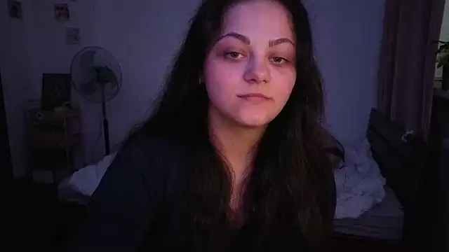Snapshot of _Mikky_lil_ chatting on July 10, 2026, 8:53 pm Mikky lil online show from July 10, 2026, 8:53 pm