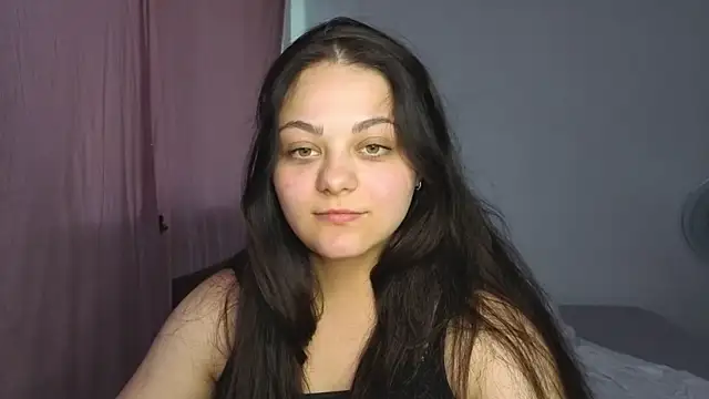 Snapshot of _Mikky_lil_ chatting on July 18, 2026, 5:21 pm Mikky lil online show from July 18, 2026, 5:21 pm