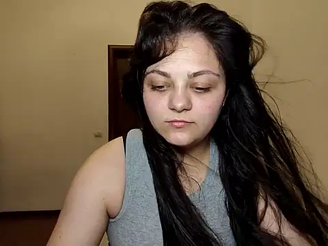 Snapshot of _Mikky_lil_ chatting on July 1, 2026, 8:20 pm Mikky lil online show from July 1, 2026, 8:20 pm
