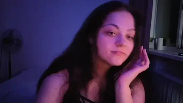 Snapshot of _Mikky_lil_ chatting on July 14, 2026, 8:26 pm Mikky lil online show from July 14, 2026, 8:26 pm